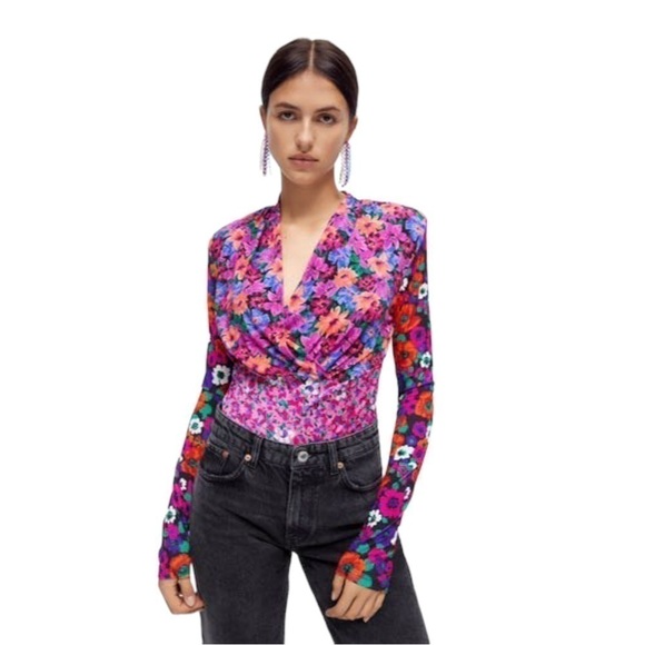 ZARA Printed Floral Shoulder Pad Top size XS - Picture 9 of 9